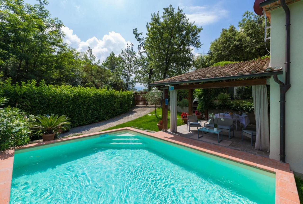 Villa Con Piscina Esclusiva Nel Verde Lucca Exteriör bild